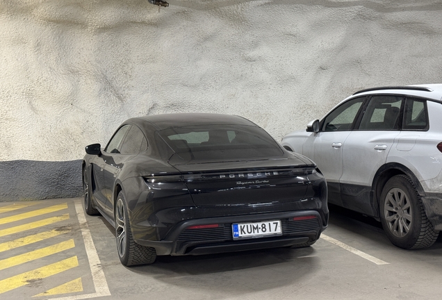 Porsche Taycan Turbo
