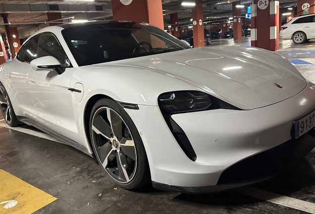 Porsche Taycan Turbo S