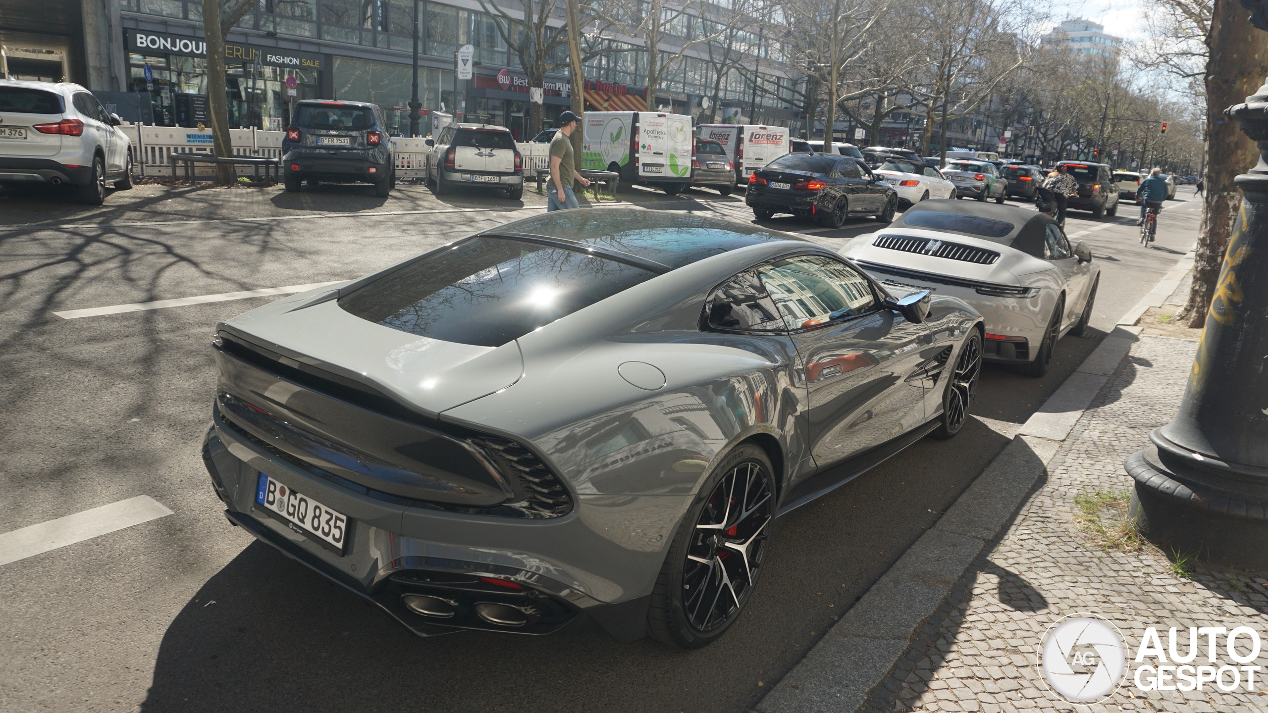 De Aston Martin Vanquish wordt lekker vaak gespot