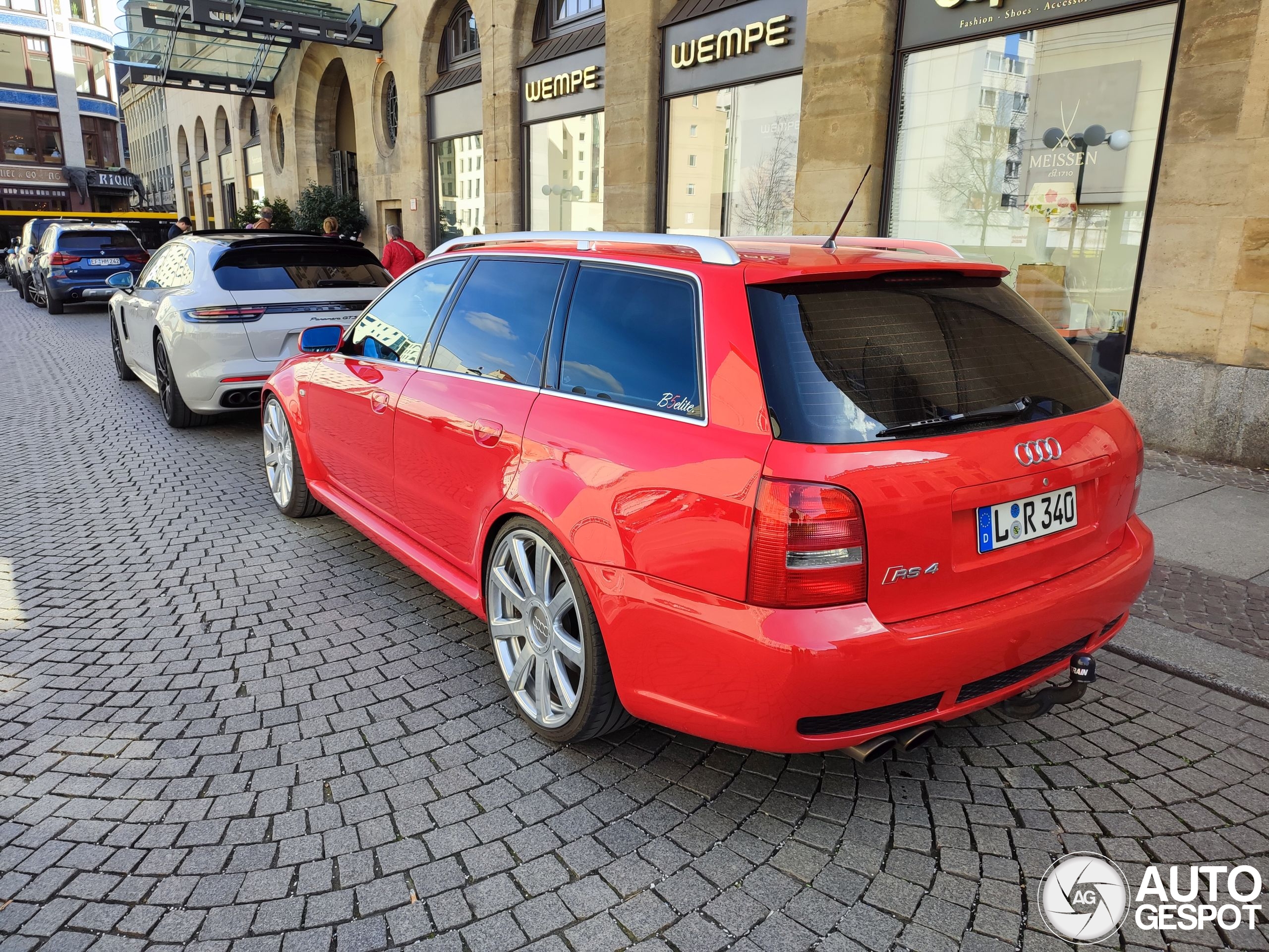 Audi RS4 Avant B5