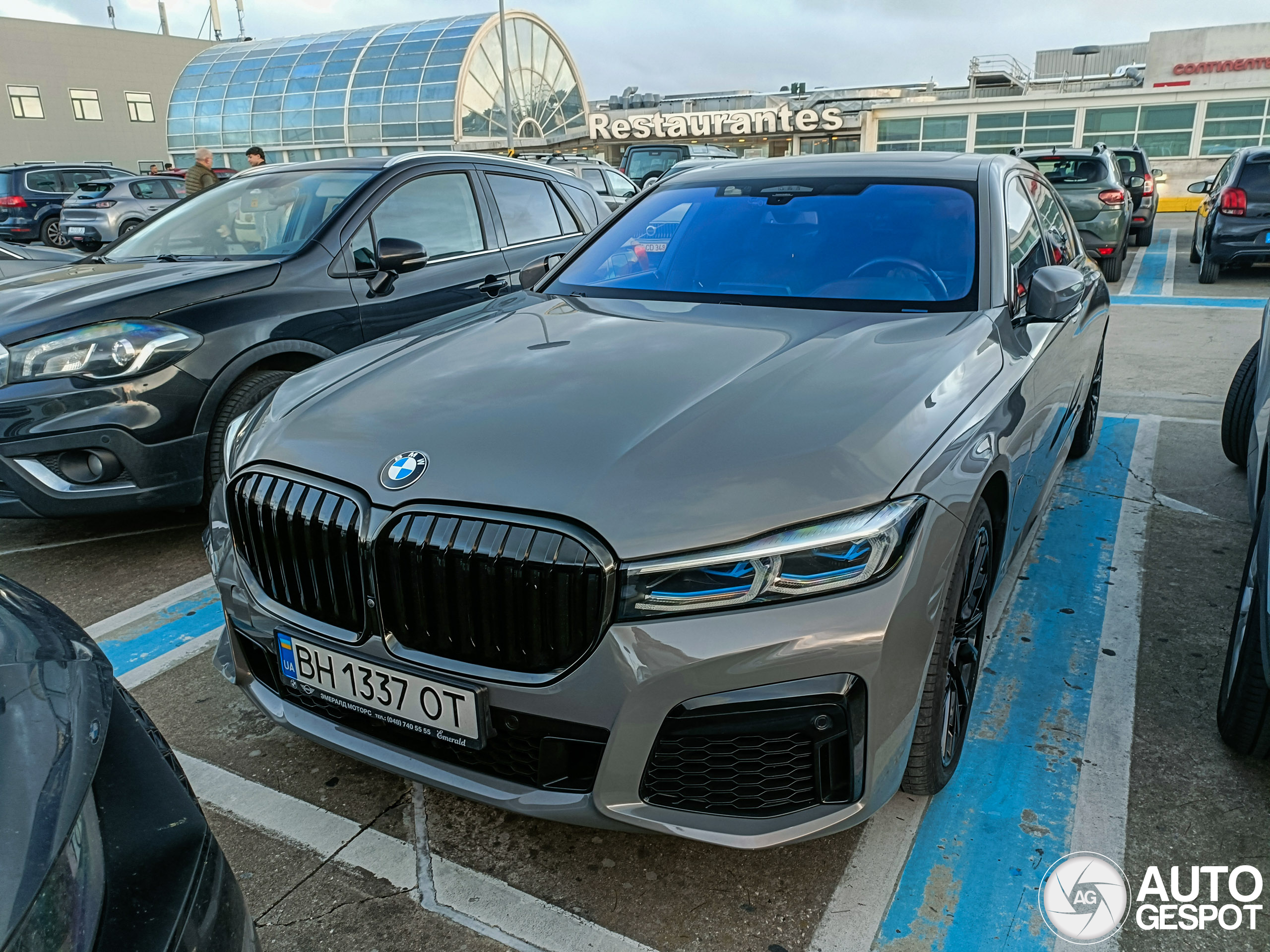 BMW M760Li xDrive 2019