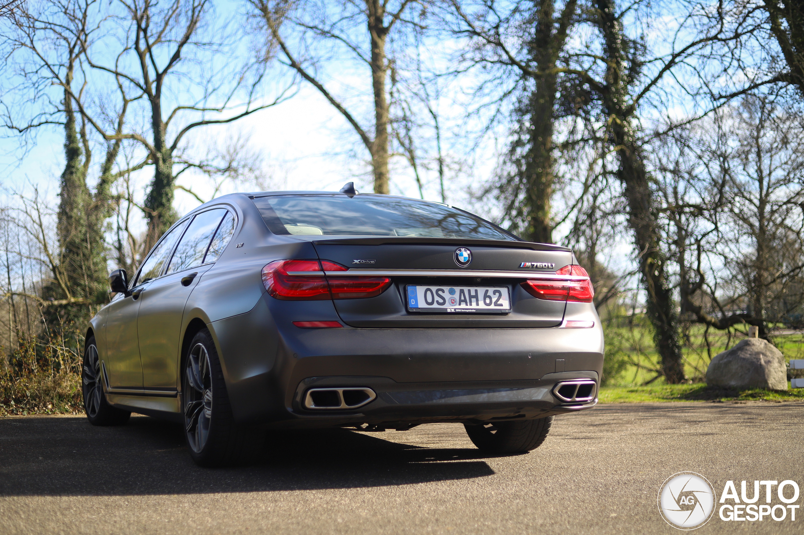 BMW M760Li xDrive