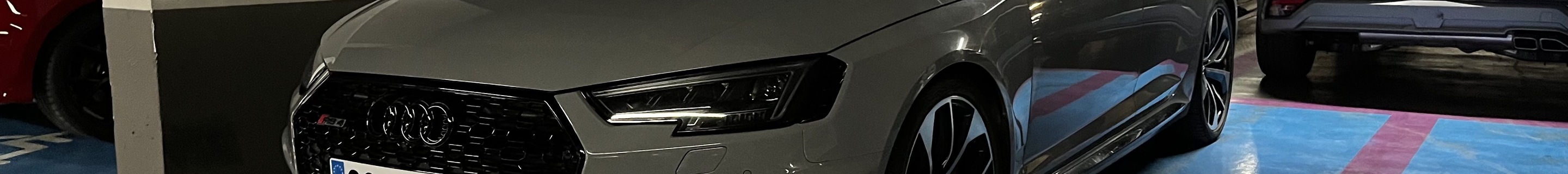 Audi RS4 Avant B9