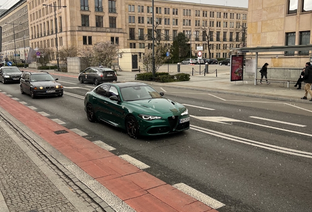 Alfa Romeo Giulia Quadrifoglio 2023