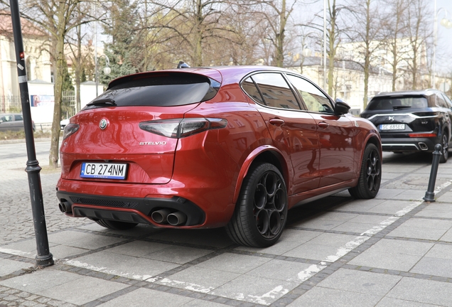 Alfa Romeo Stelvio Quadrifoglio 2020