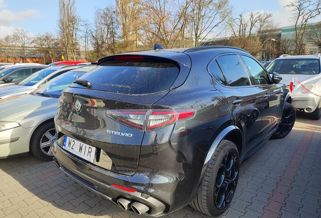 Alfa Romeo Stelvio Quadrifoglio 2023