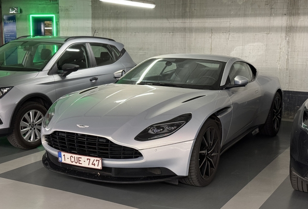 Aston Martin DB11 V8