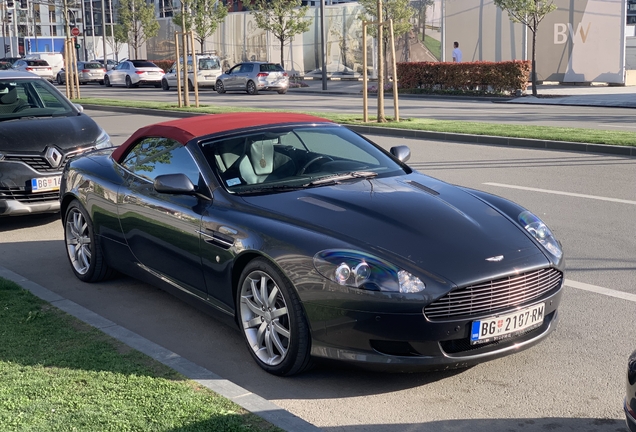 Aston Martin DB9 Volante