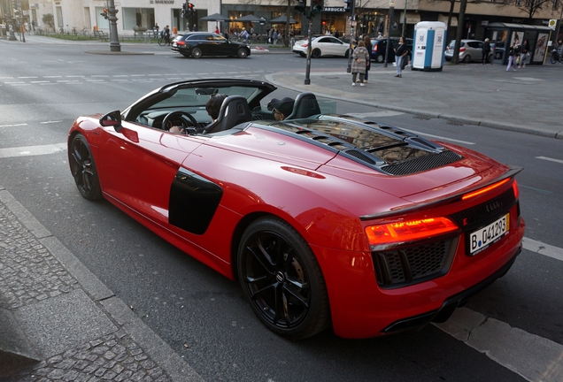 Audi R8 V10 Plus Spyder 2017