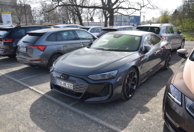 Audi RS E-Tron GT 2025