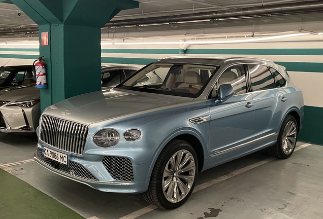 Bentley Bentayga Azure 2024