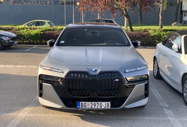 BMW M760e xDrive