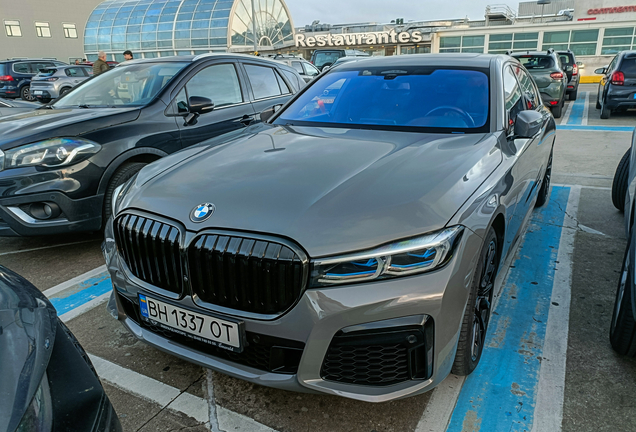BMW M760Li xDrive 2019