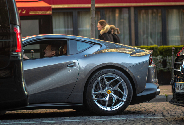 Ferrari 812 Superfast