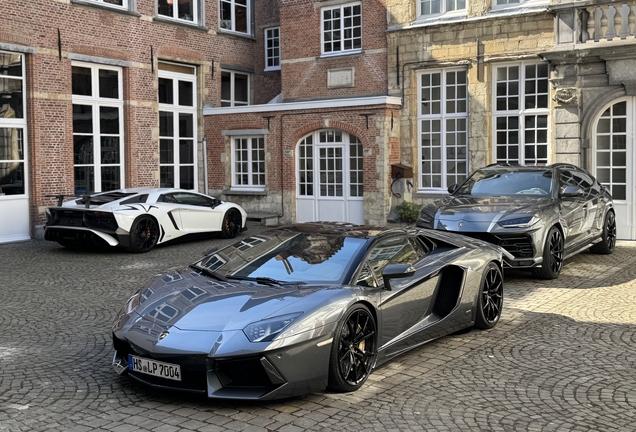 Lamborghini Aventador LP700-4 Roadster