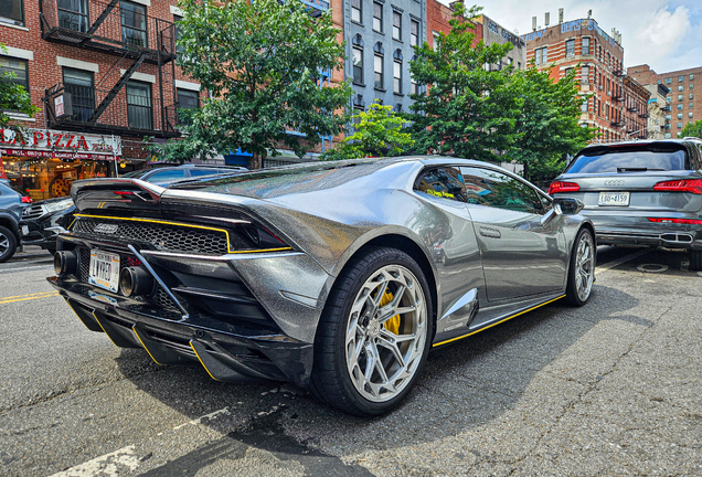 Lamborghini Huracán LP640-4 EVO