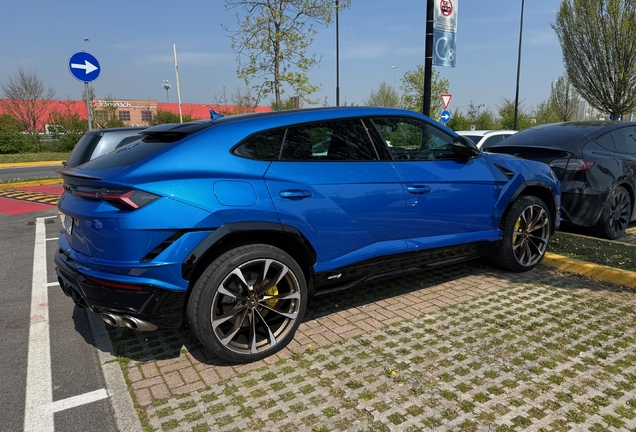 Lamborghini Urus S