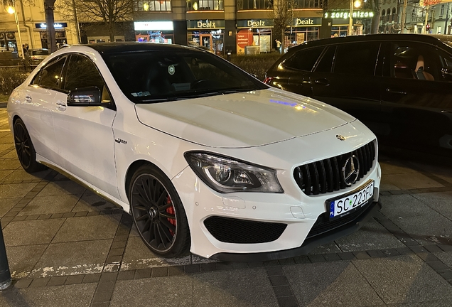 Mercedes-Benz CLA 45 AMG C117