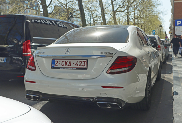 Mercedes-AMG E 63 S W213