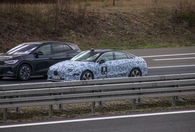 Mercedes-Benz CLA EV 2025