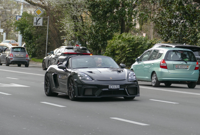 Porsche 718 Spyder RS Weissach Package