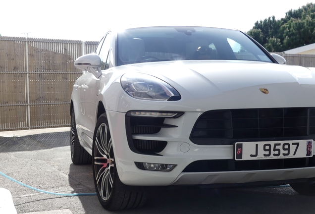Porsche 95B Macan GTS
