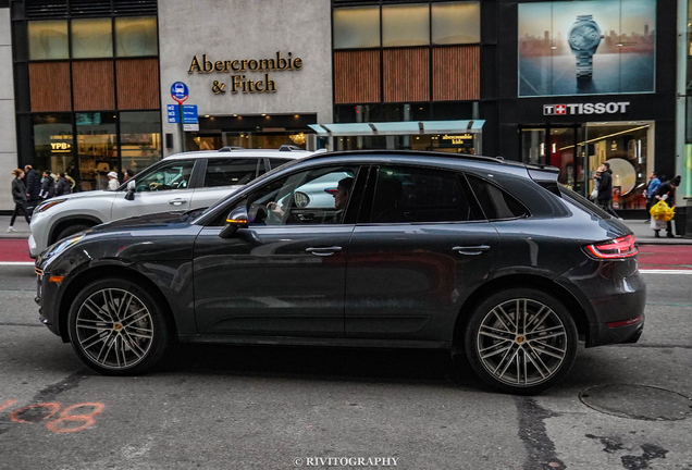 Porsche 95B Macan Turbo MkII