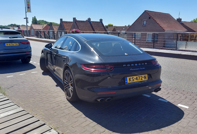 Porsche 971 Panamera Turbo