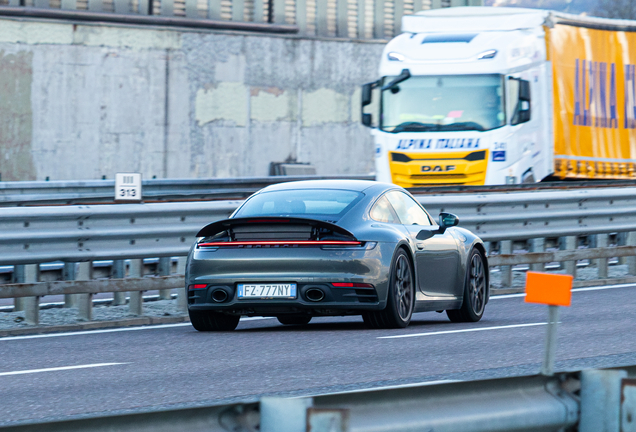 Porsche 992 Carrera S