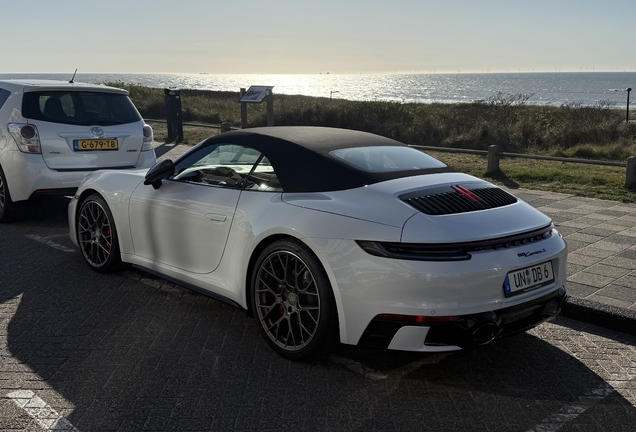 Porsche 992 Carrera S Cabriolet