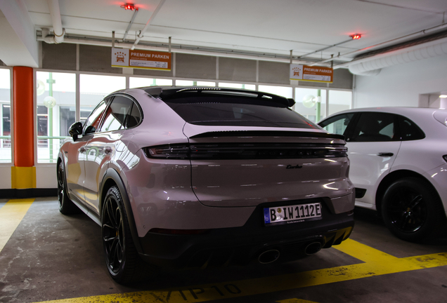 Porsche Cayenne Coupé Turbo E-Hybrid