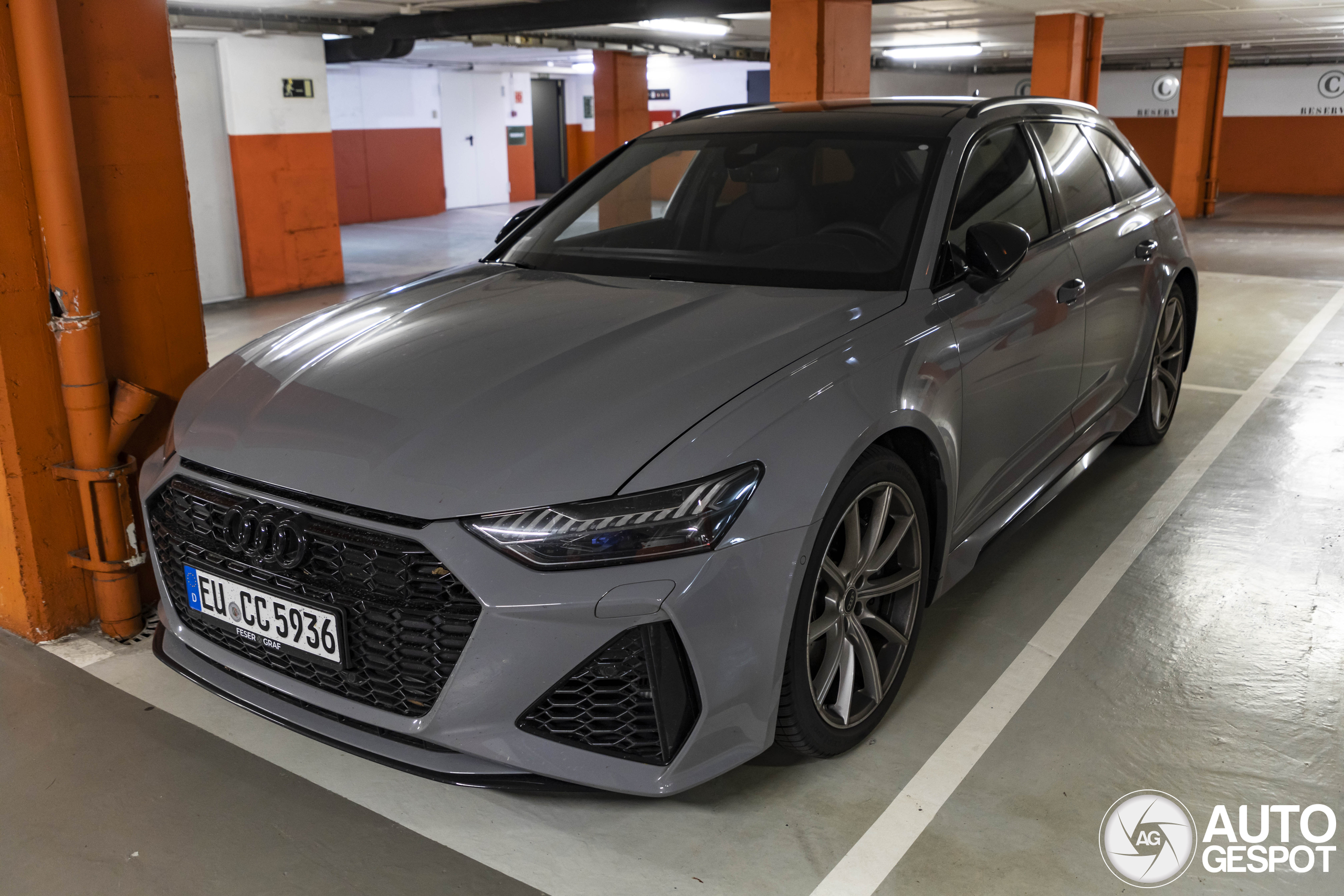 Audi RS6 Avant C8