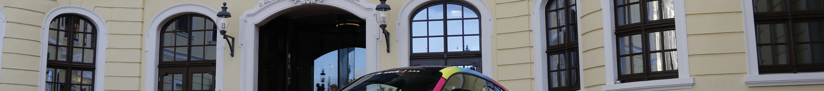 Porsche 718 Cayman GT4