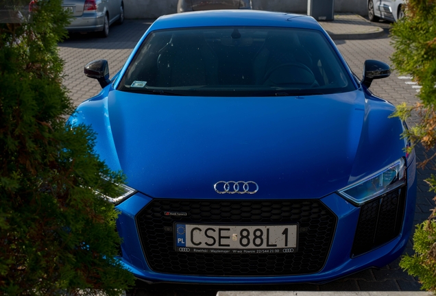 Audi R8 V10 Plus 2015