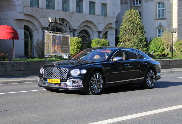 Bentley Flying Spur V8 2022 Mulliner