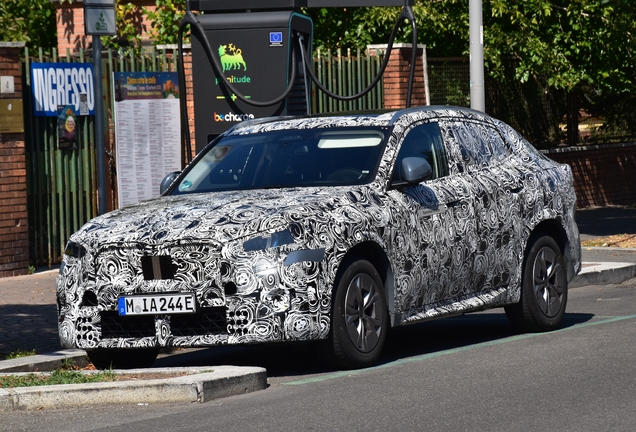 BMW iX2