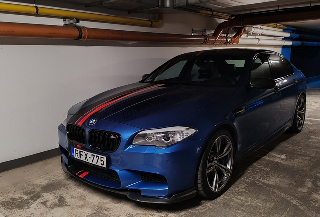 BMW M5 F10 2011