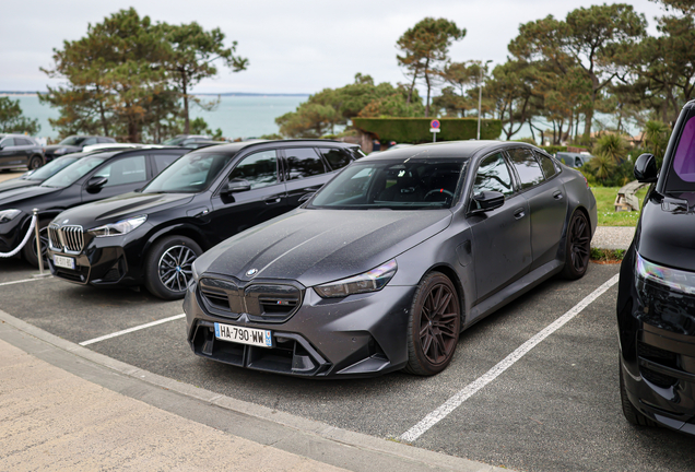 BMW M5 G90