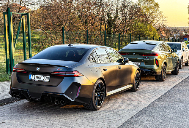 BMW M5 G90