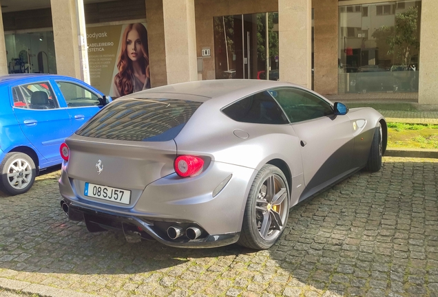 Ferrari FF