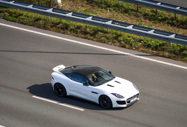 Jaguar F-TYPE S Coupé