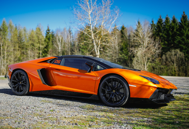 Lamborghini Aventador LP700-4 Roadster