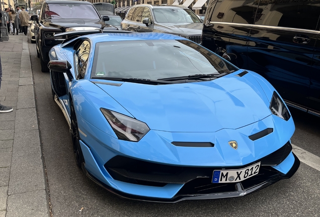 Lamborghini Aventador LP770-4 SVJ