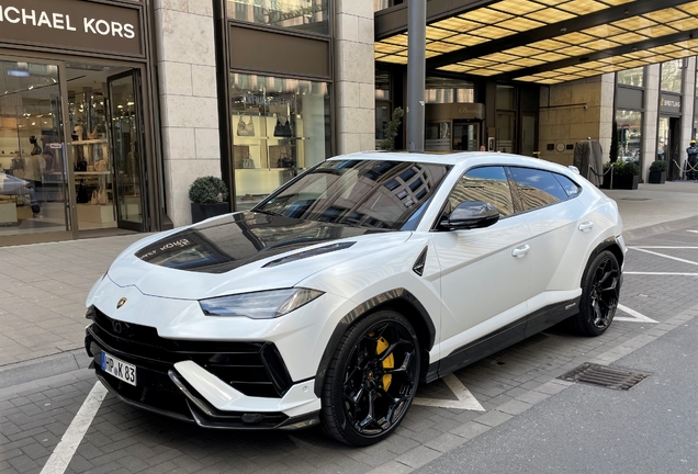 Lamborghini Urus Performante