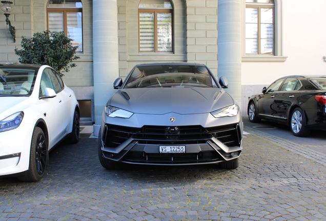 Lamborghini Urus S