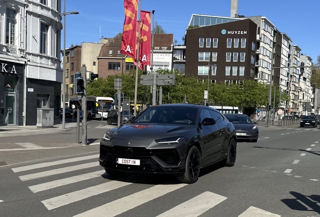 Lamborghini Urus S