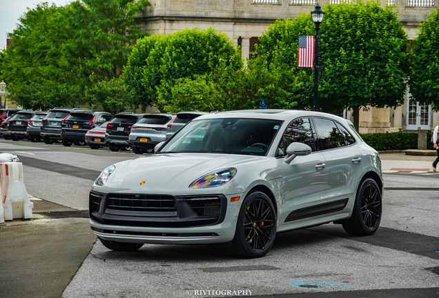 Porsche 95B Macan GTS MkIII