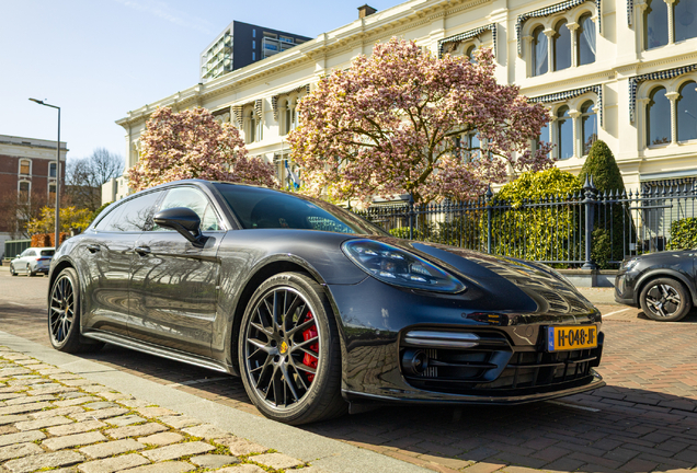 Porsche 971 Panamera GTS Sport Turismo