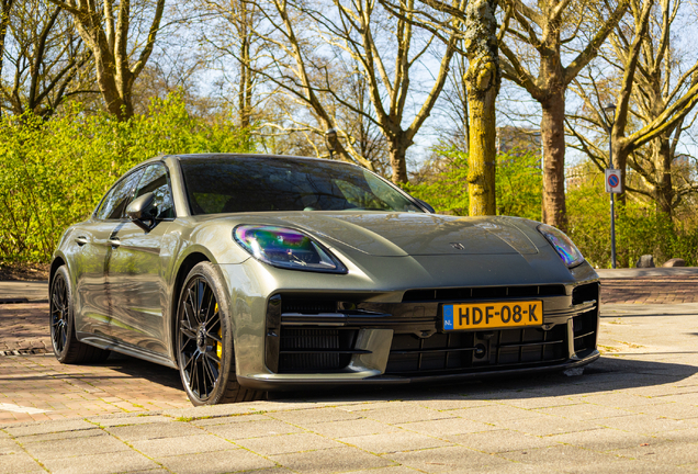 Porsche 972 Panamera Turbo S E-Hybrid