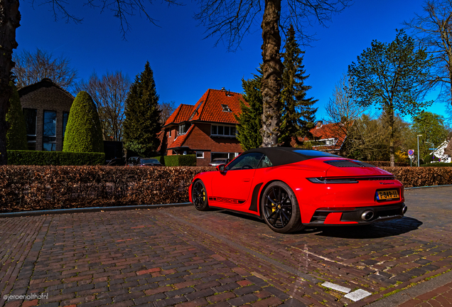 Porsche 992 Carrera 4S Cabriolet MkI